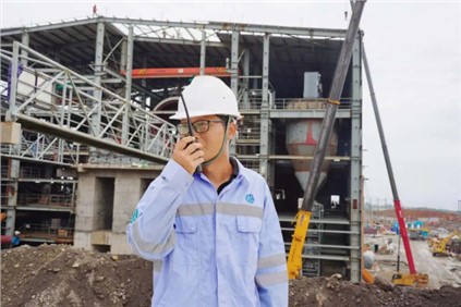 漂洋過海去奮斗丨李佳紅：奉獻(xiàn)海外、無(wú)悔堅(jiān)守的“海燕”